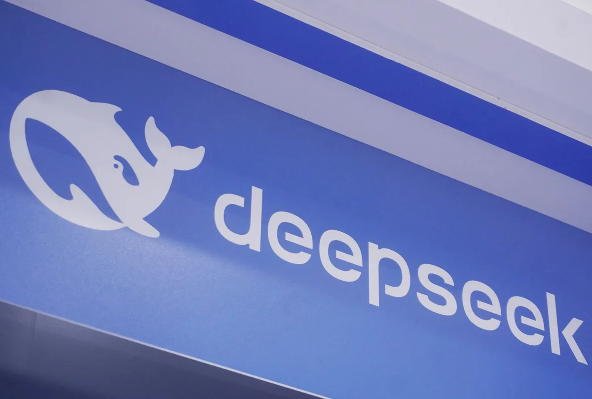 美國擬禁止聯邦機構使用 DeepSeek；中國擴大無人機／機械出口管制