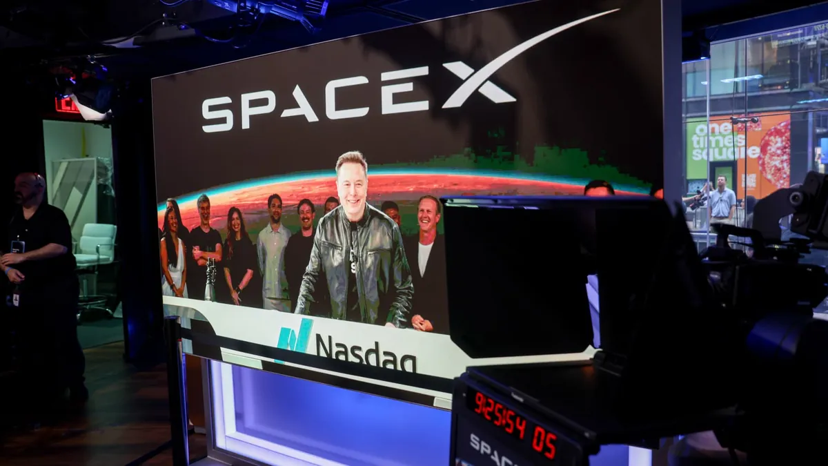 彭博：Tesla－SpaceX 合併或令馬斯克身家增加約 1,100 億美元；合併委員會敘事延續